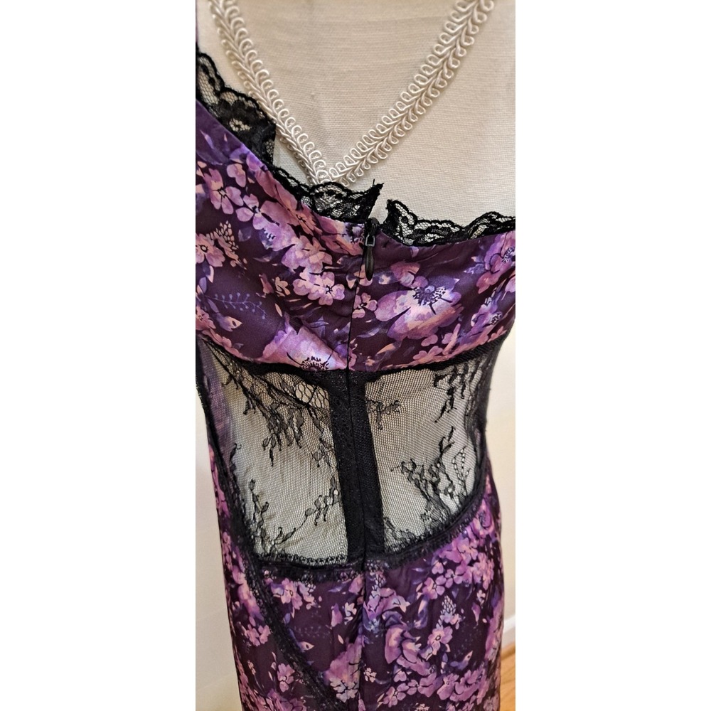 S Pretty Damage Vixen Dress Purple Floral Lace Cut Outs Y2K - Picture 8 of 10